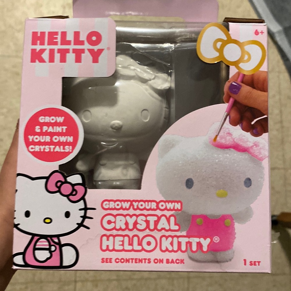 Hello kitty crytstal kit